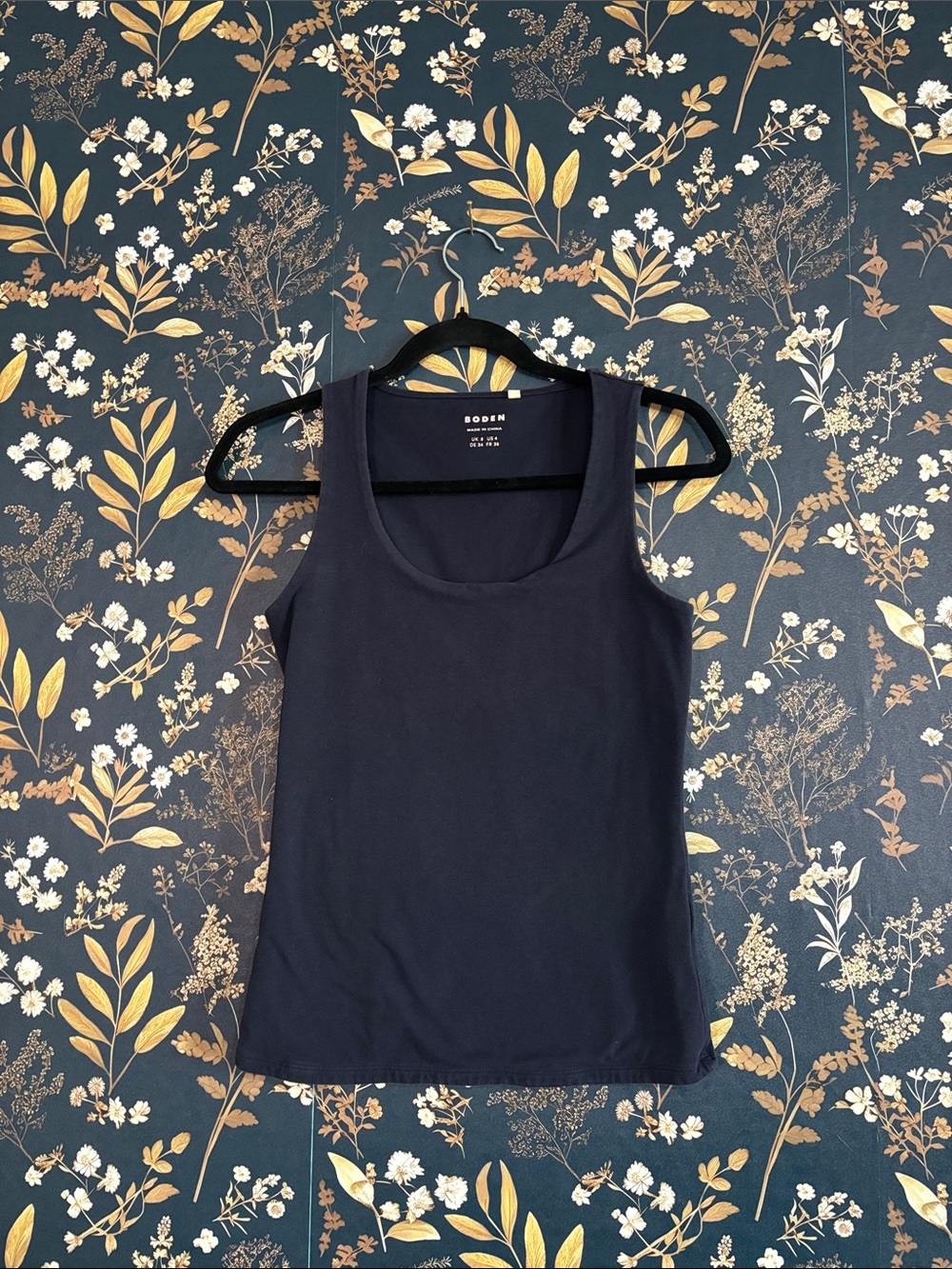 Boden Navy Blue Scoop-Neck Tank Top Size 4